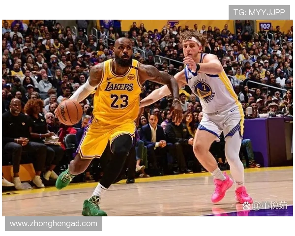 NBA季后赛激烈对决掀起高潮 湖人vs勇士大战成焦点