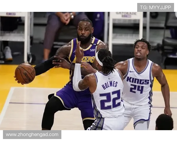 NBA赛事高清直播全程观看 纵享顶级篮球盛宴精彩瞬间不容错过 - 副本 (2)